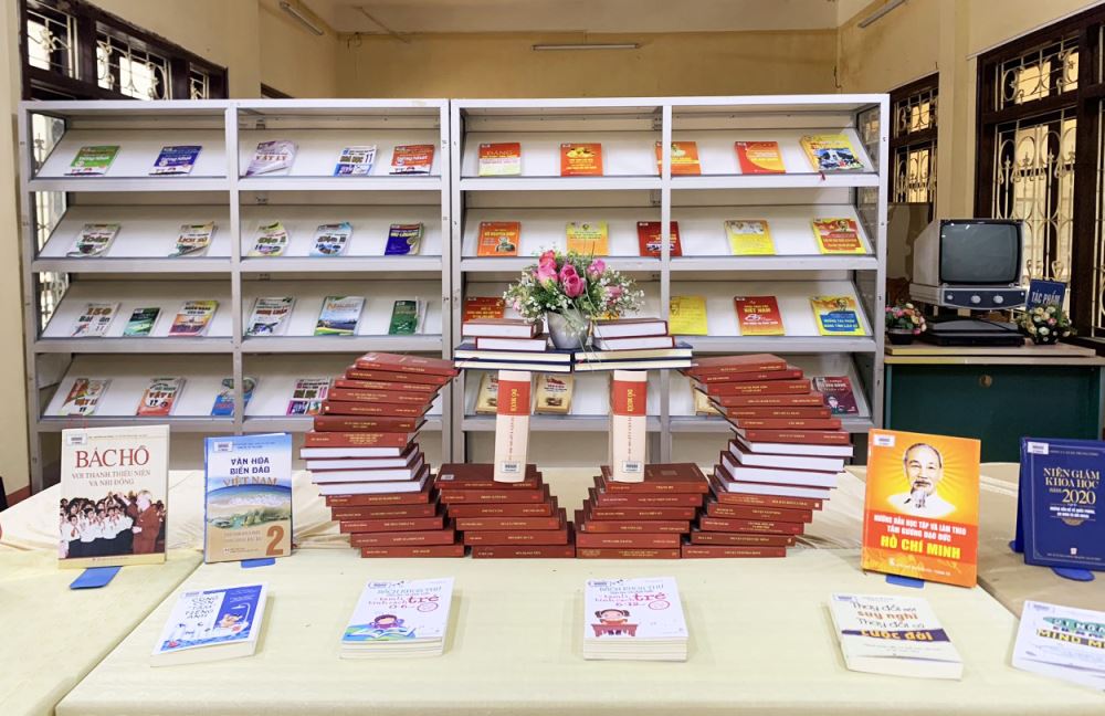 Thư viện tỉnh Yên Bái tổ chức nhiều hoạt động kỷ niệm 80 năm  ra đời Đề cương văn hóa Việt Nam